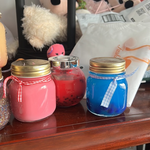 These are 10 slimes different colours and sizes - Picture 4 of 4